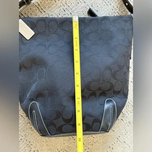 COACH #6076 Black Signature Jacquard Bucket Hobo Shoulder Bag EUC - Picture 16 of 16